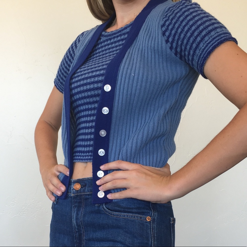 Vintage 70’s ✨blue striped acrylic sweater